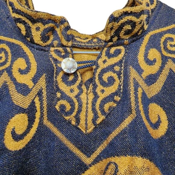 Fringed Poncho Cape Serape Boho Black Floral Southern Chic Size 2X Mexico - Picture 6 of 7